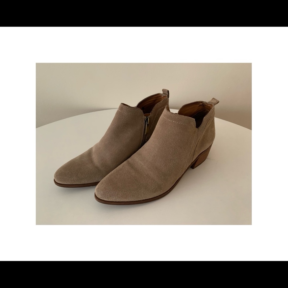 Franco Sarto Suede Ankle Boots in Neutral Tan (US 6.5M)